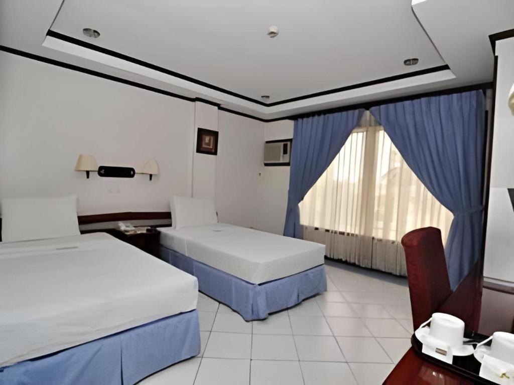 Soledad Suites Panglao Bagian luar foto