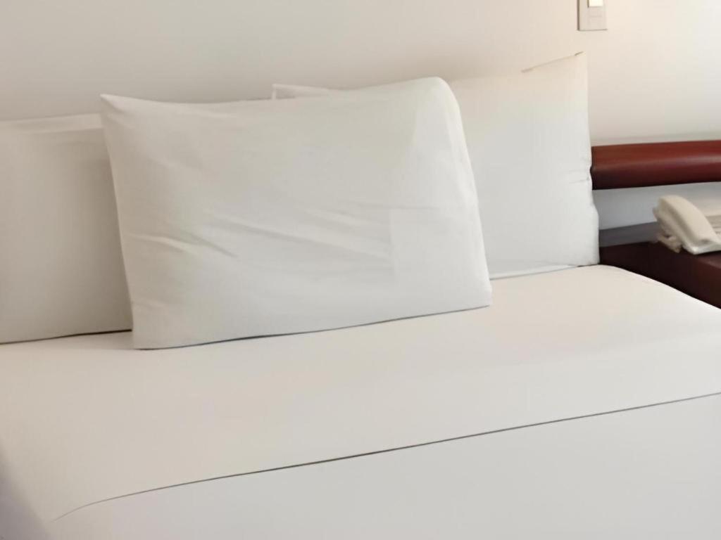 Soledad Suites Panglao Bagian luar foto