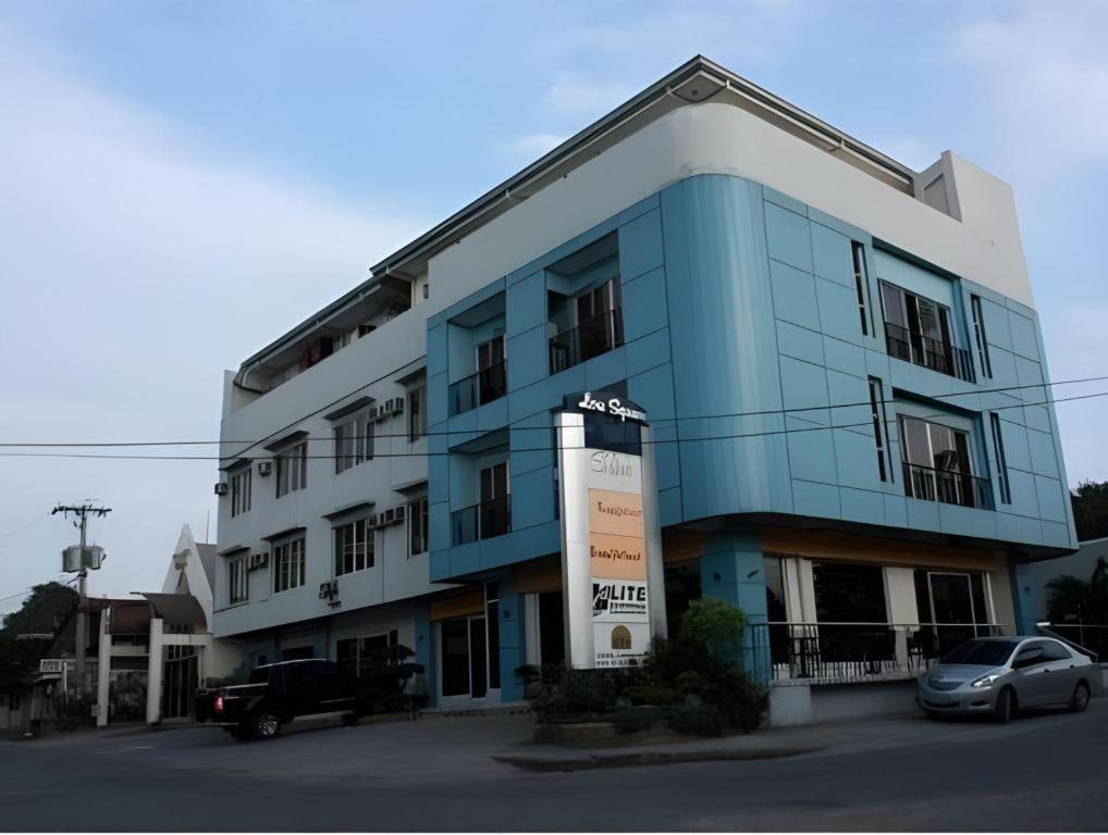 Soledad Suites Panglao Bagian luar foto