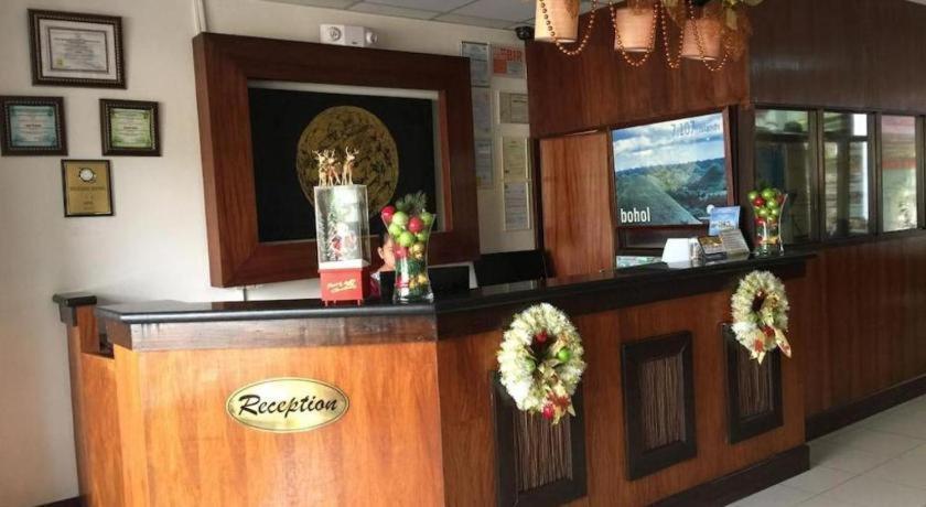 Soledad Suites Panglao Bagian luar foto