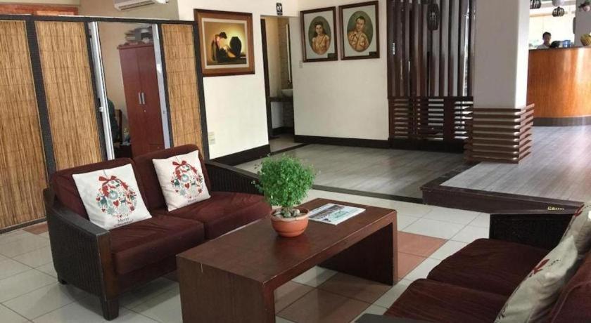 Soledad Suites Panglao Bagian luar foto